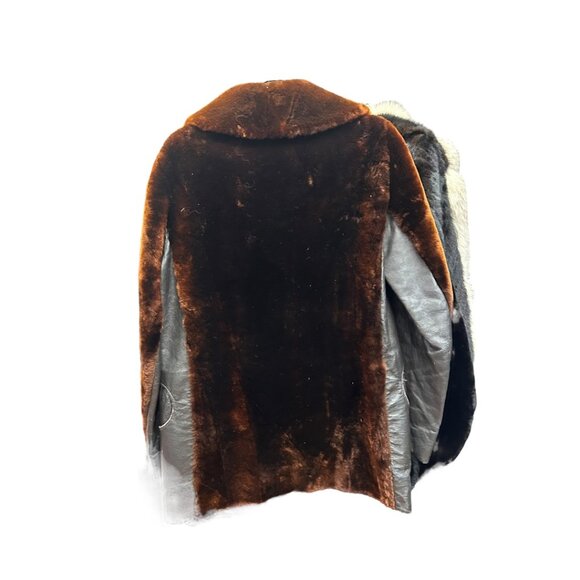 Beaver Fur Jacket - Picture 2 of 3